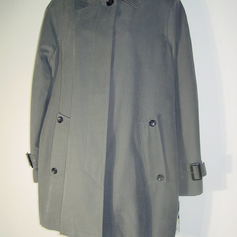 LONDON FOG WOMEN'S LINED COAT LONG SLEEVE BUTTON FRONT SIZE MEDIUM